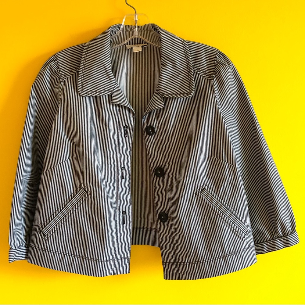Loft Jacket - Picture 2 of 4